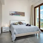 Villa Monica *